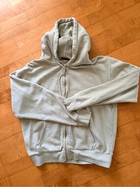 Brandy Melville Lightweight Zip-Up Hoodie - Light Sage Green